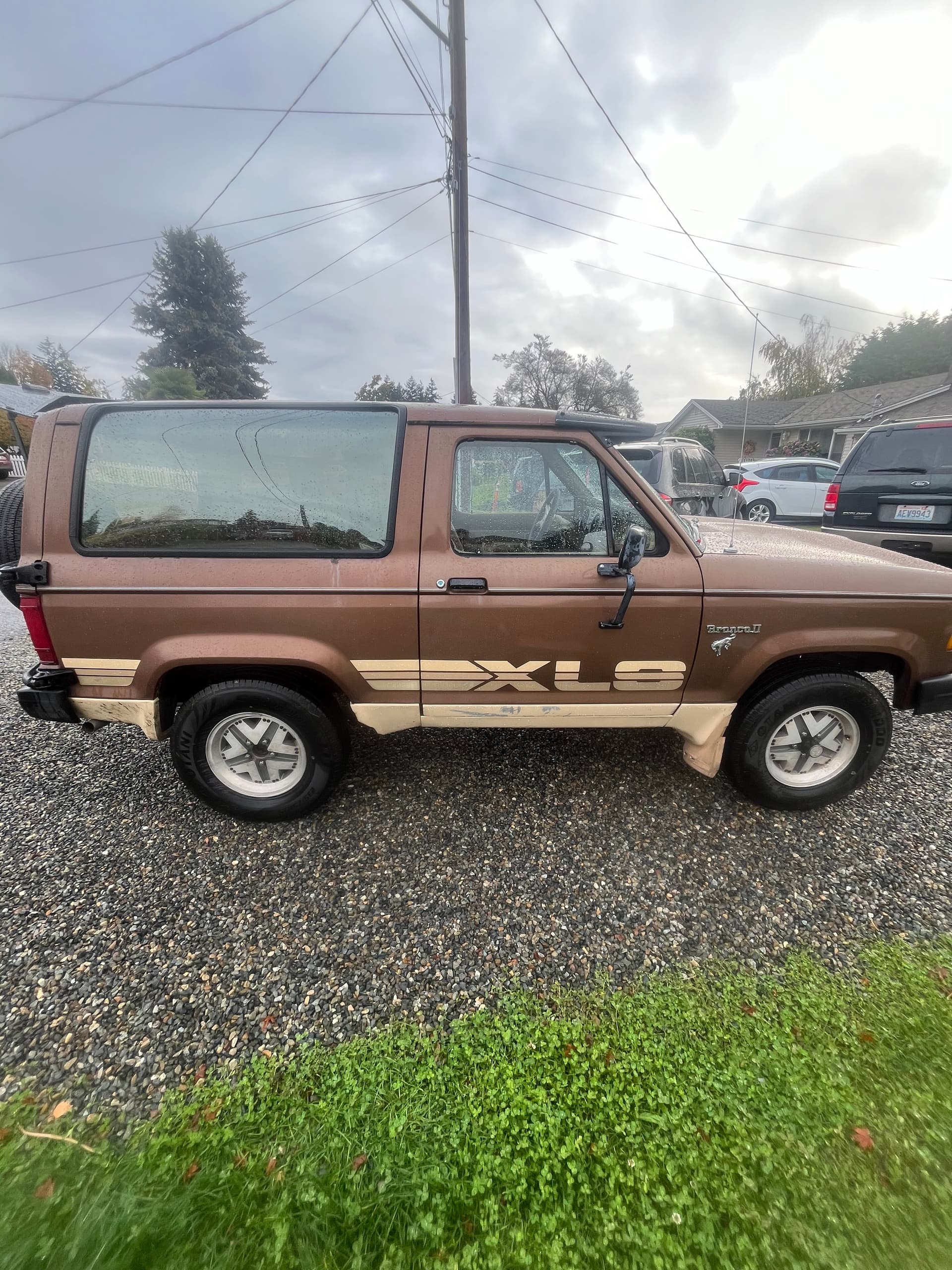 1984 Ford Bronco 2 XLS 4x4